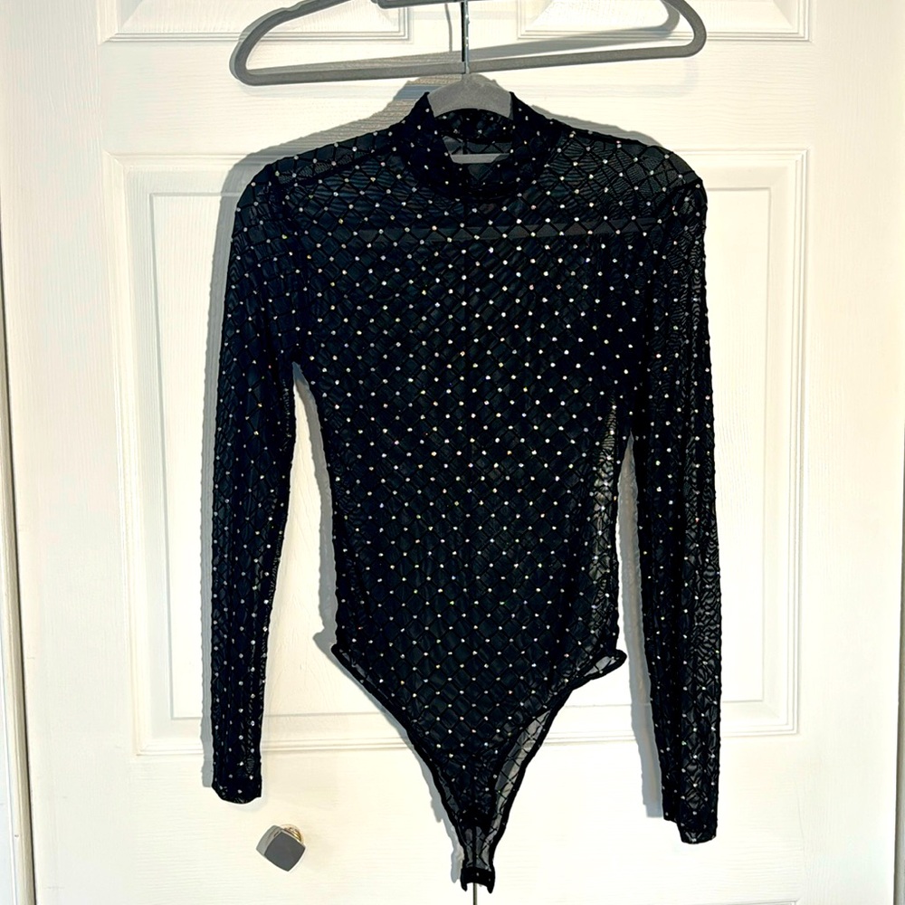 DANCE COSTUME